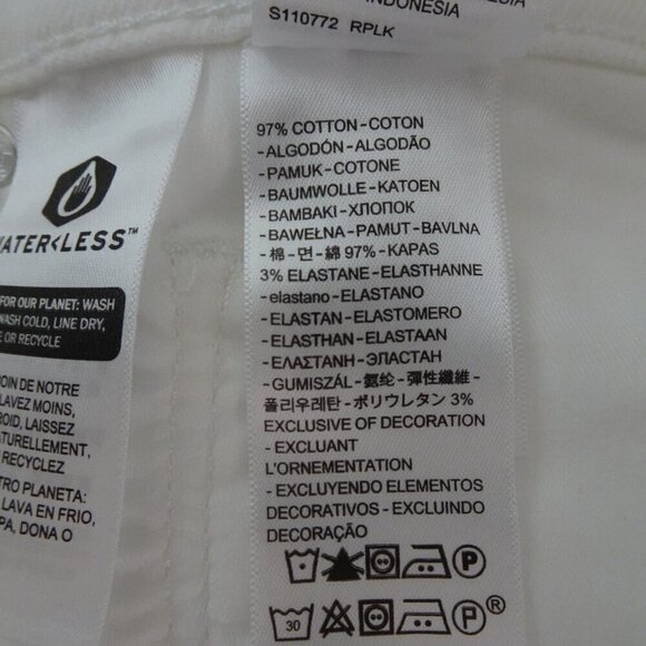 Levi's 311 Shaping Skinny Jeans Women's Size 18 White Denim Stretch Shaping - Picture 11 of 12